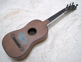 Guitare de la fin du XVIIIe siècle