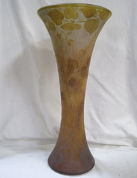 Vase cornet en verre multicouches