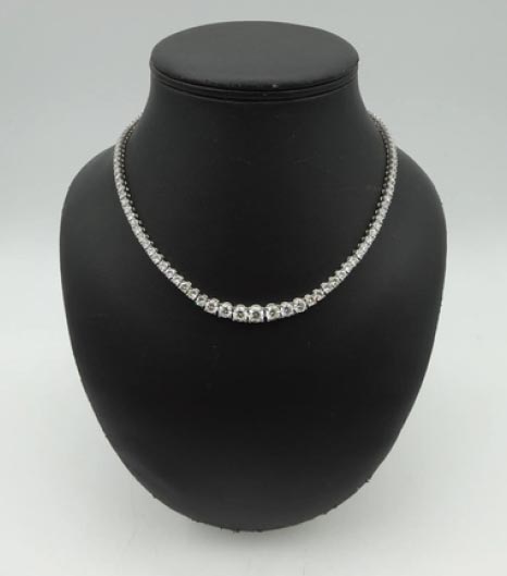 Collier articulé en or gris