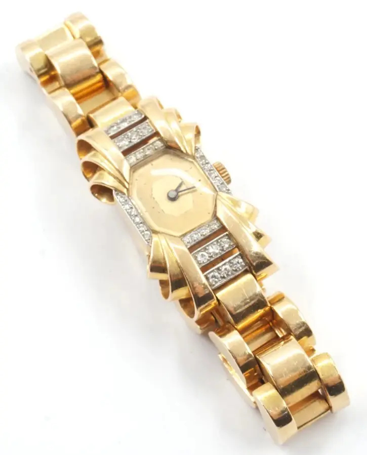 Montre style Tank